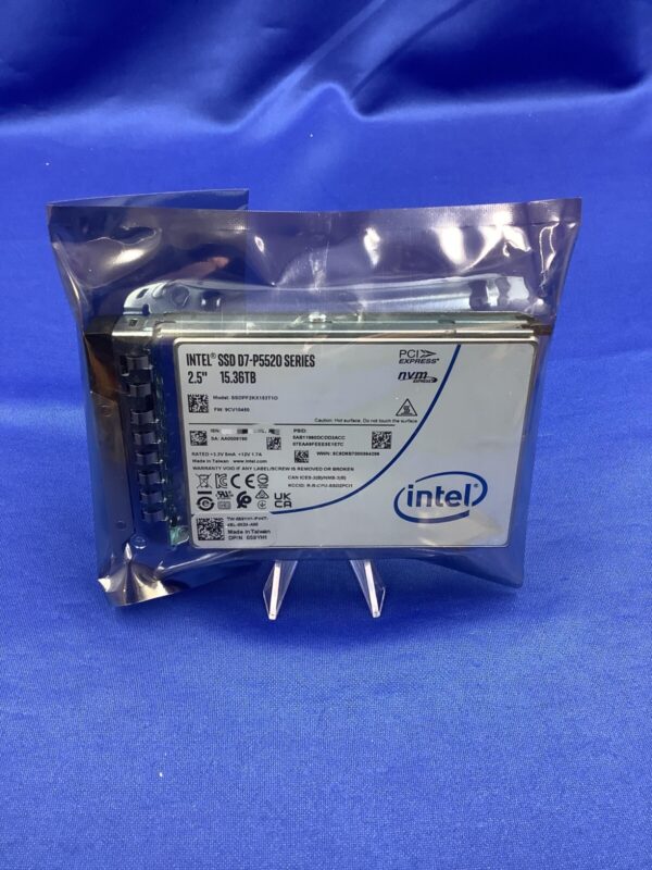 Solidigm D7-P5520 High-performance PCIe 4.0 SSDs up to 15.36TB