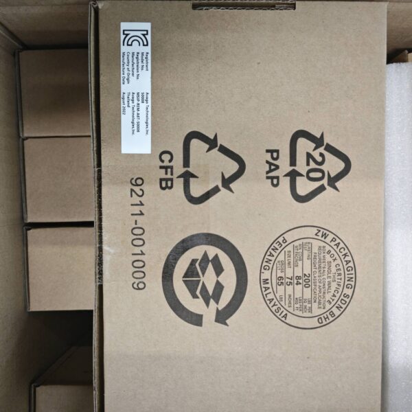 Broadcom MegaRAID® 9400 Series Tri-Mode Storage Adapters