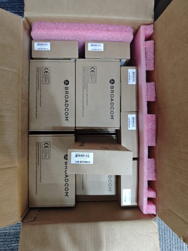 Image_1771666416333_157 Broadcom MegaRAID 9560-16i 8GB PCIe 4.0 RAID controller