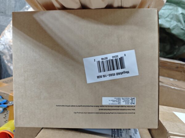 Image_1771666430865_100 Broadcom MegaRAID 9560-16i 8GB PCIe 4.0 RAID controller