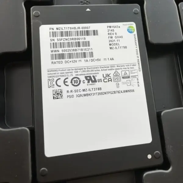 1.92TB SAS 12G Read Intensive SFF BC PM1643a SSD